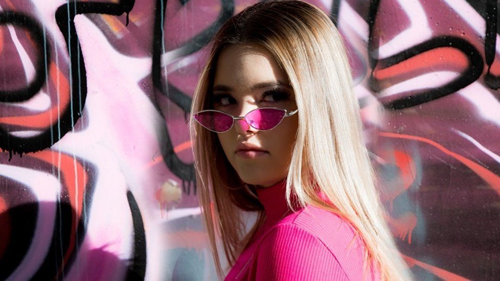 Lauren-Spencer Smith gets 100% of the royalties when her songs are streamed